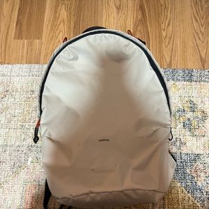 BELLROY lite daypack